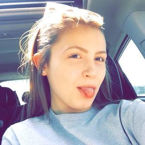 Meet your Posher, Breanna